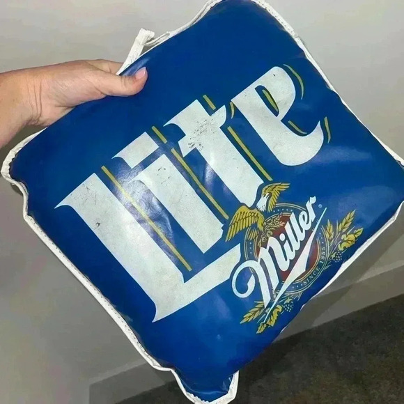 MILLER LIGHT VINTAGE 1998 STADIUM CUSION - Picture 1 of 10